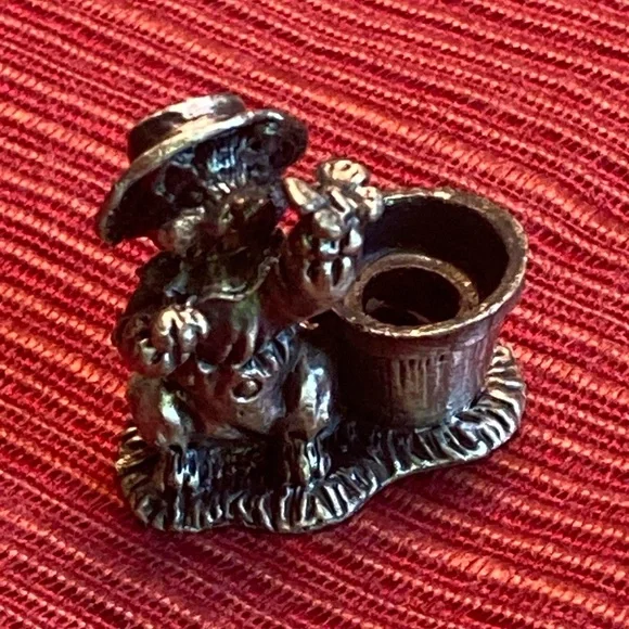 Peter Rabbit Pewter Birthday Candle Holders - Picture 5 of 12